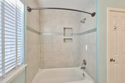 39 N Walden Elms Circle, The Woodlands, TX 77382 - Photo 38