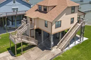 5212 Bayside Dr, Baytown, TX 77523 - Photo 2
