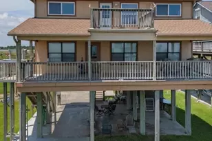 5212 Bayside Dr, Baytown, TX 77523 - Photo 1