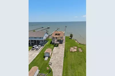 5212 Bayside Drive, Baytown, TX 77523 - Photo 4