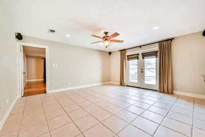 7758 Chantilly Circle, Galveston, TX 77551 - Photo 10