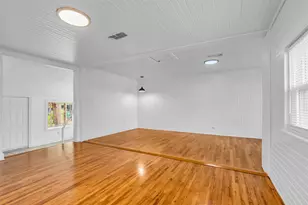 807 Fisher St, Houston, TX 77018 - Photo 8