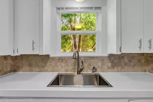 807 Fisher St, Houston, TX 77018 - Photo 14
