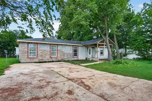 14031 Villagrove Dr, Houston, TX 77049 - Photo 16