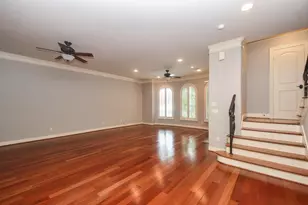 717 Welch St, Houston, TX 77006 - Photo 6