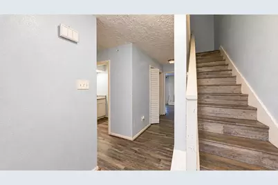 12829 Clarewood Drive, Houston, TX 77072 - Photo 4