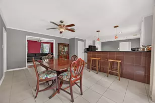10418 Hazelhurst Dr, Houston, TX 77043 - Photo 10