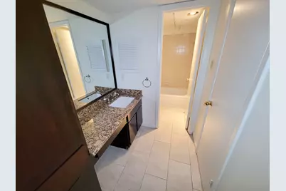 10811 Richmond Avenue #47, Houston, TX 77042 - Photo 12