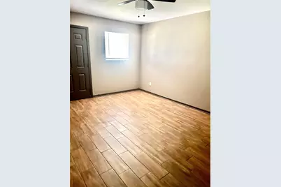 11718 Zarroll Drive, Houston, TX 77099 - Photo 10