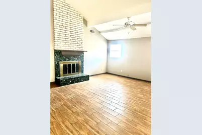 11718 Zarroll Drive, Houston, TX 77099 - Photo 6