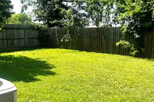 11718 Zarroll Dr, Houston, TX 77099 - Photo 12