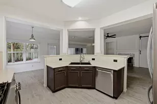 5902 Capella Park Dr, Spring, TX 77379 - Photo 6