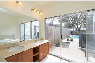 10707 Williston Drive, Houston, TX 77065 - Photo 20