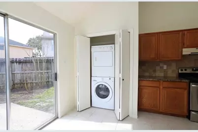 10707 Williston Drive, Houston, TX 77065 - Photo 16