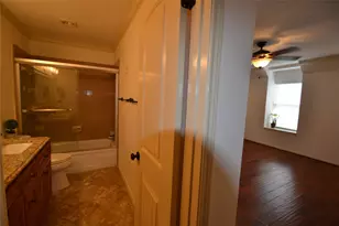 830 Threadneedle St, Houston, TX 77079 - Photo 42