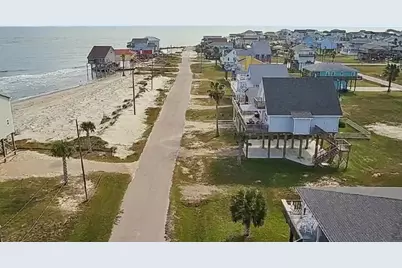 13231 Gulf Beach Drive, Freeport, TX 77541 - Photo 26