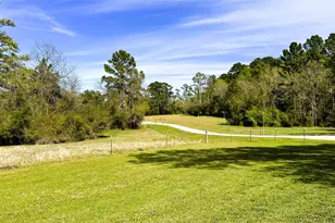 231 Hostetter Rd, New Waverly, TX 77358 - Photo 2