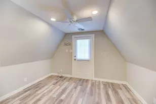 221 Crestmont St, Point Blank, TX 77364 - Photo 18