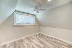 221 Crestmont St, Point Blank, TX 77364 - Photo 14