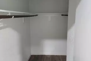 711 Leicester Ln, Houston, TX 77034 - Photo 10