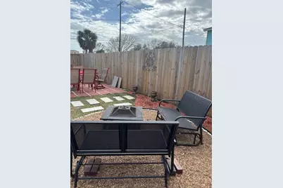 2215 Hollywood Avenue, Galveston, TX 77551 - Photo 14