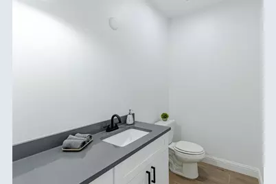 4126 Dorchester Street, Houston, TX 77016 - Photo 34