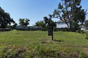 2441 Garapan St, Houston, TX 77091 - Photo 1