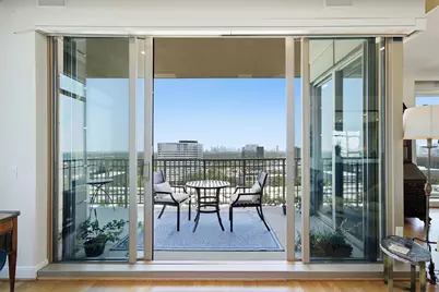 1100 Uptown Park Boulevard #192, Houston, TX 77056 - Photo 24