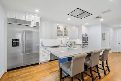 1100 Uptown Park Boulevard #192, Houston, TX 77056 - Photo 8