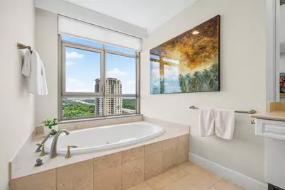 1100 Uptown Park Boulevard #192, Houston, TX 77056 - Photo 18