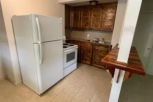 319 Melbourne St, Houston, TX 77022 - Photo 6