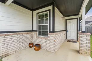 4930 Purple Wisteria Ln, Spring, TX 77373 - Photo 2