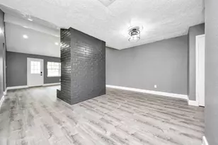5444 Ridge Wind Ln, Houston, TX 77053 - Photo 6