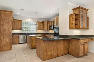 19907 Stone Lake Cir, Tomball, TX 77377 - Photo 10