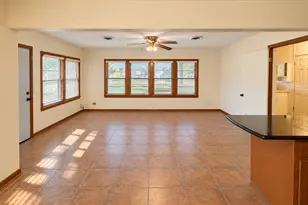 341 Jefferson St, Cat Spring, TX 78933 - Photo 8