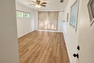 341 Jefferson St, Cat Spring, TX 78933 - Photo 12