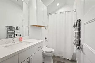 5706 Birdwood Rd, Houston, TX 77096 - Photo 32