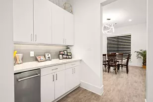 5706 Birdwood Rd, Houston, TX 77096 - Photo 16