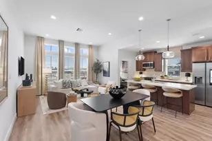 9217 Washington Heights St, Houston, TX 77063 - Photo 2