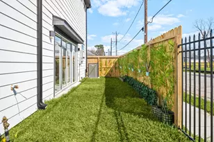 1302 Grove St, Houston, TX 77020 - Photo 24