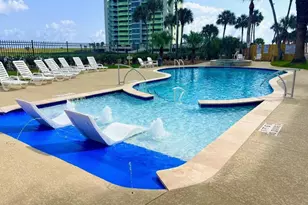 9520 Seawall Blvd, Galveston, TX 77554 - Photo 36