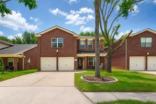 17435 S Summit Canyon Dr, Houston, TX 77095 - Photo 2