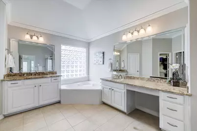 5217 Blossom Street #C, Houston, TX 77007 - Photo 10