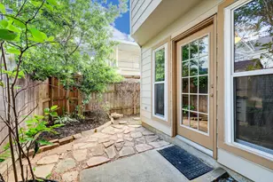 5217 Blossom St, Houston, TX 77007 - Photo 18