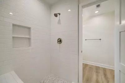 919 E 37th Street, Houston, TX 77022 - Photo 18
