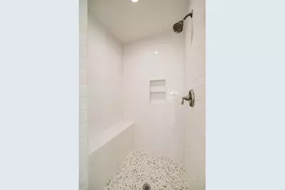 919 E 37th Street, Houston, TX 77022 - Photo 26