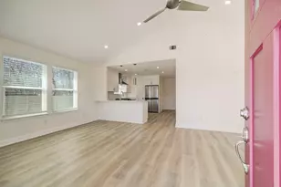 919 E 37th St, Houston, TX 77022 - Photo 8