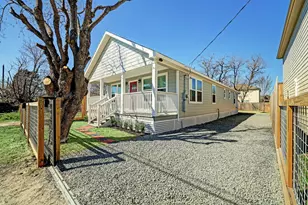 919 E 37th St, Houston, TX 77022 - Photo 4