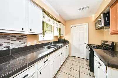 7706 Langley Road, Houston, TX 77016 - Photo 22