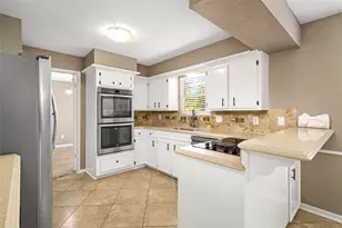 24915 Butterwick Dr, Spring, TX 77389 - Photo 2
